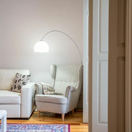 Unique: 1br W/ Private Patio By Lovelystay Apartment