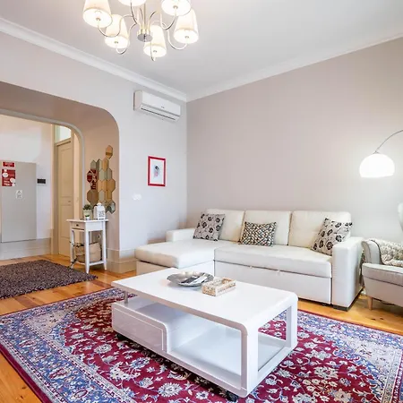 Apartamento Unique: 1br W/ Private Patio By Lovelystay *